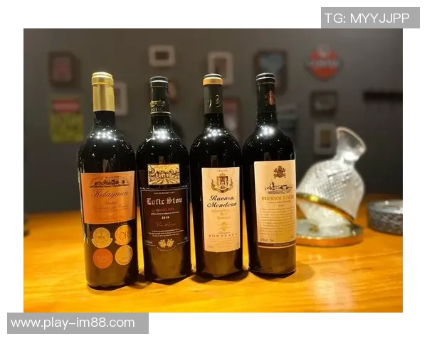 费尔斯为联盟关怀行动捐款小乔丹幽默回应称不如买瓶红酒 费尔斯为联盟关怀行动捐款小乔丹幽默回应称不如买瓶红酒